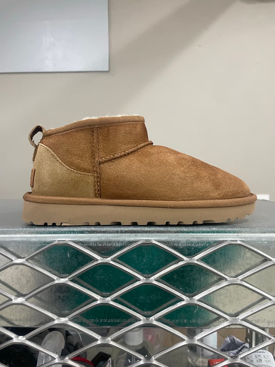 어그 클래식 울트라 미니 체스트넛 230 상품이미지4