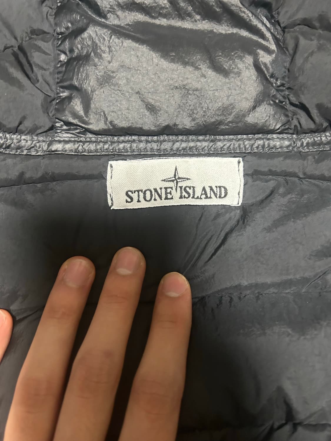 [새상품급] 24fw 스톤아일랜드 룸우븐 경량패딩 블랙 L 상품이미지6