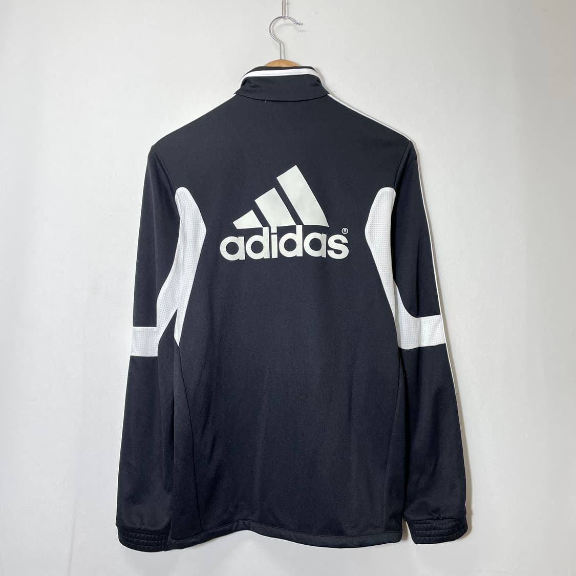 아디다스 빅로고 아노락 S 상품이미지4