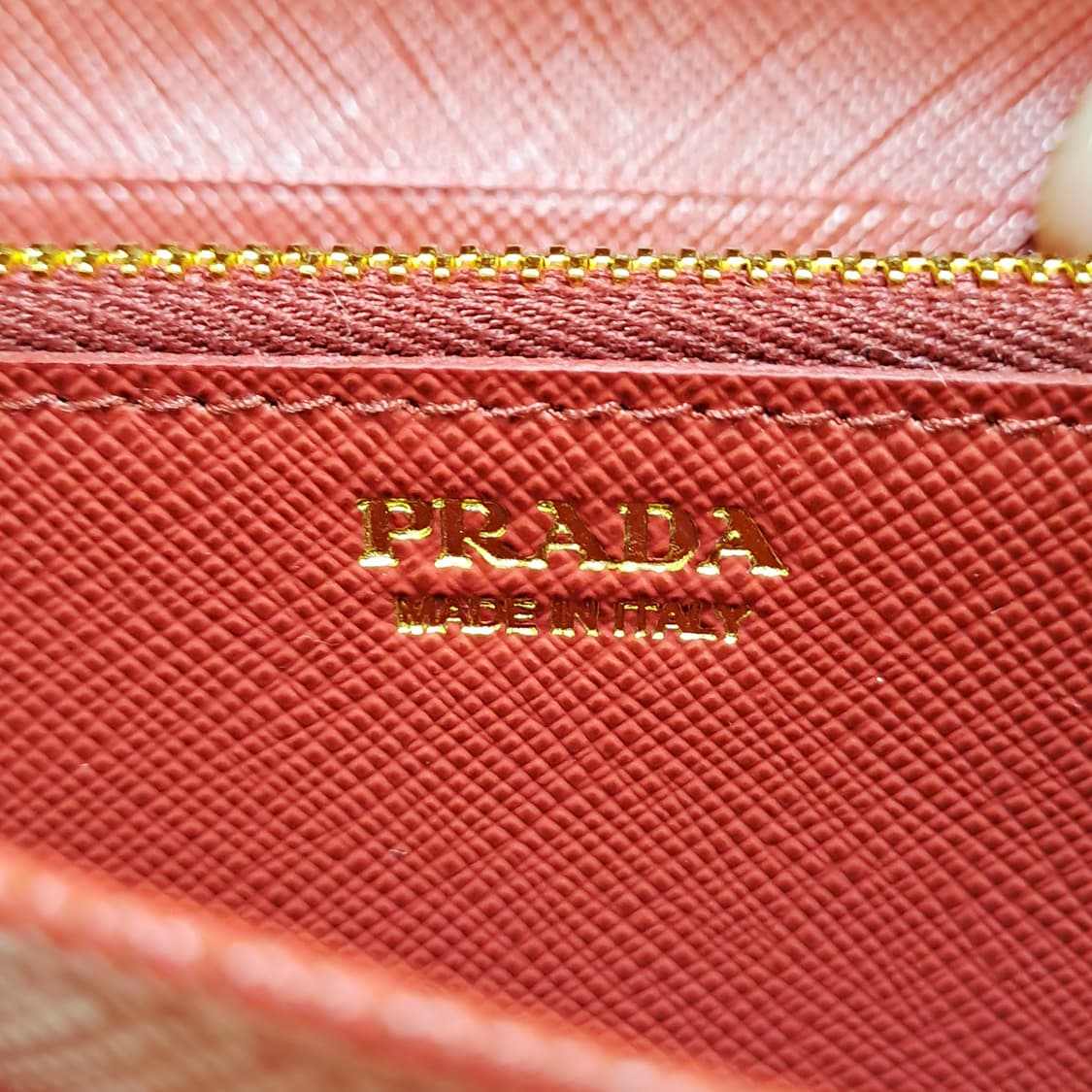 [100%/정품] 프라다 사피아노 레더 지갑 빨간색, 프라다장지갑 상품이미지7