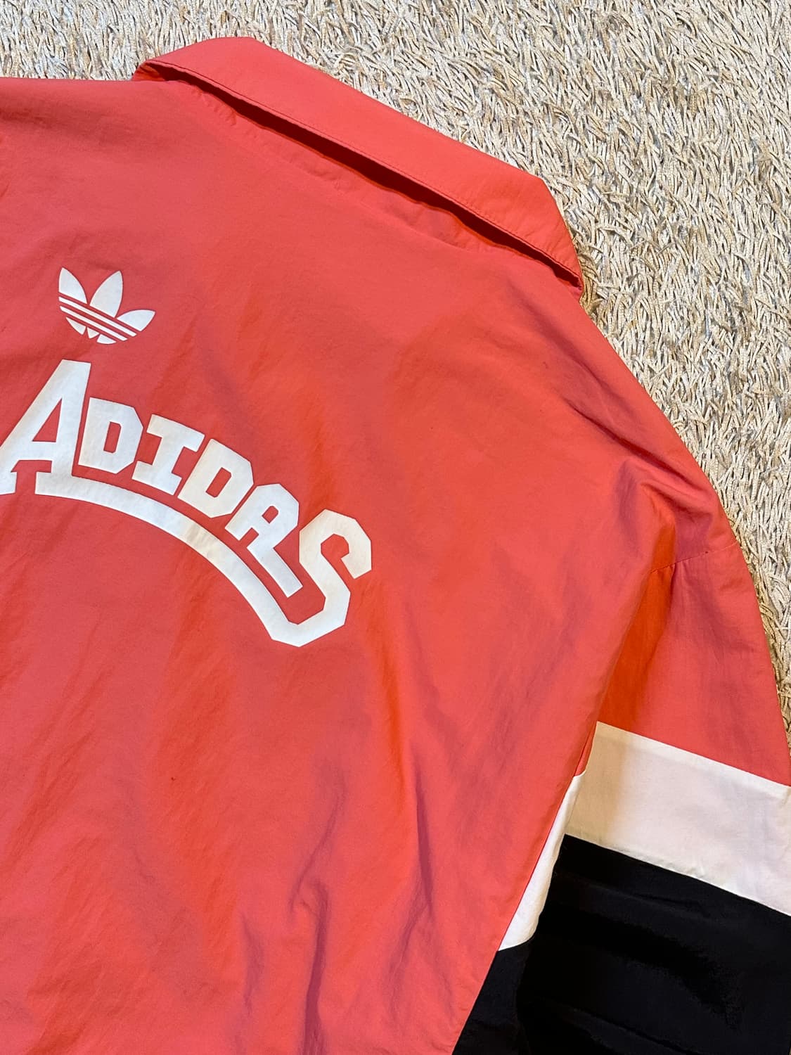 아디다스 ADIDAS 배색 우븐 바람막이 자켓 핑크 상품이미지4