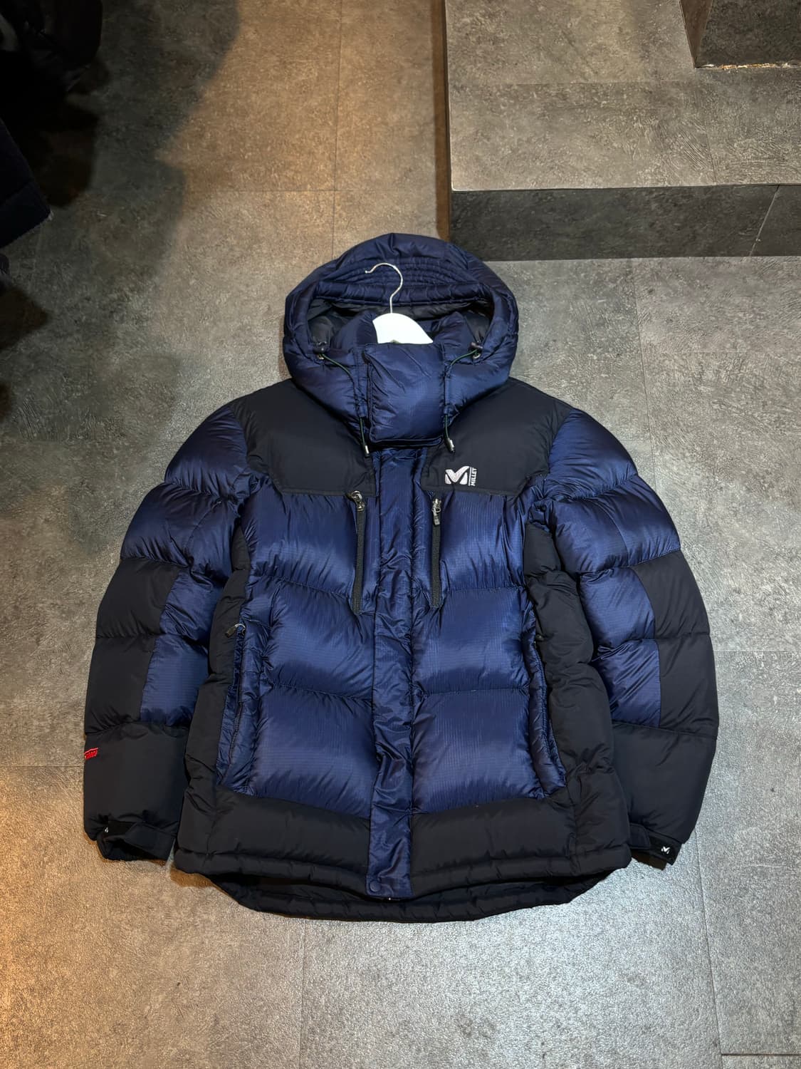 밀레 구스다운 패딩 105사이즈 상품이미지2