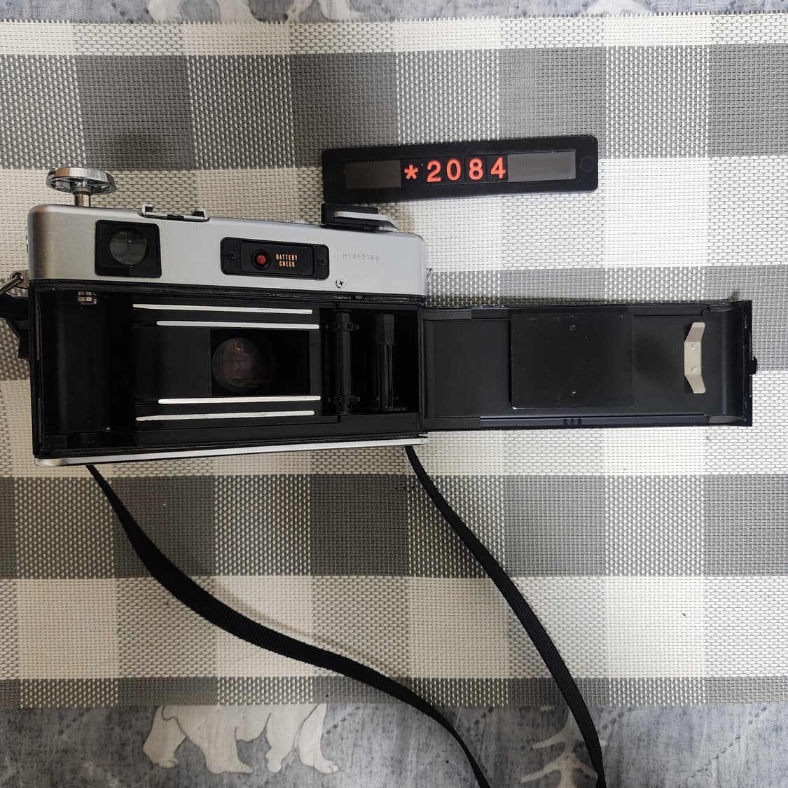 야시카 일렉트로 35 gsn 필름카메라 실버바디 상품이미지6