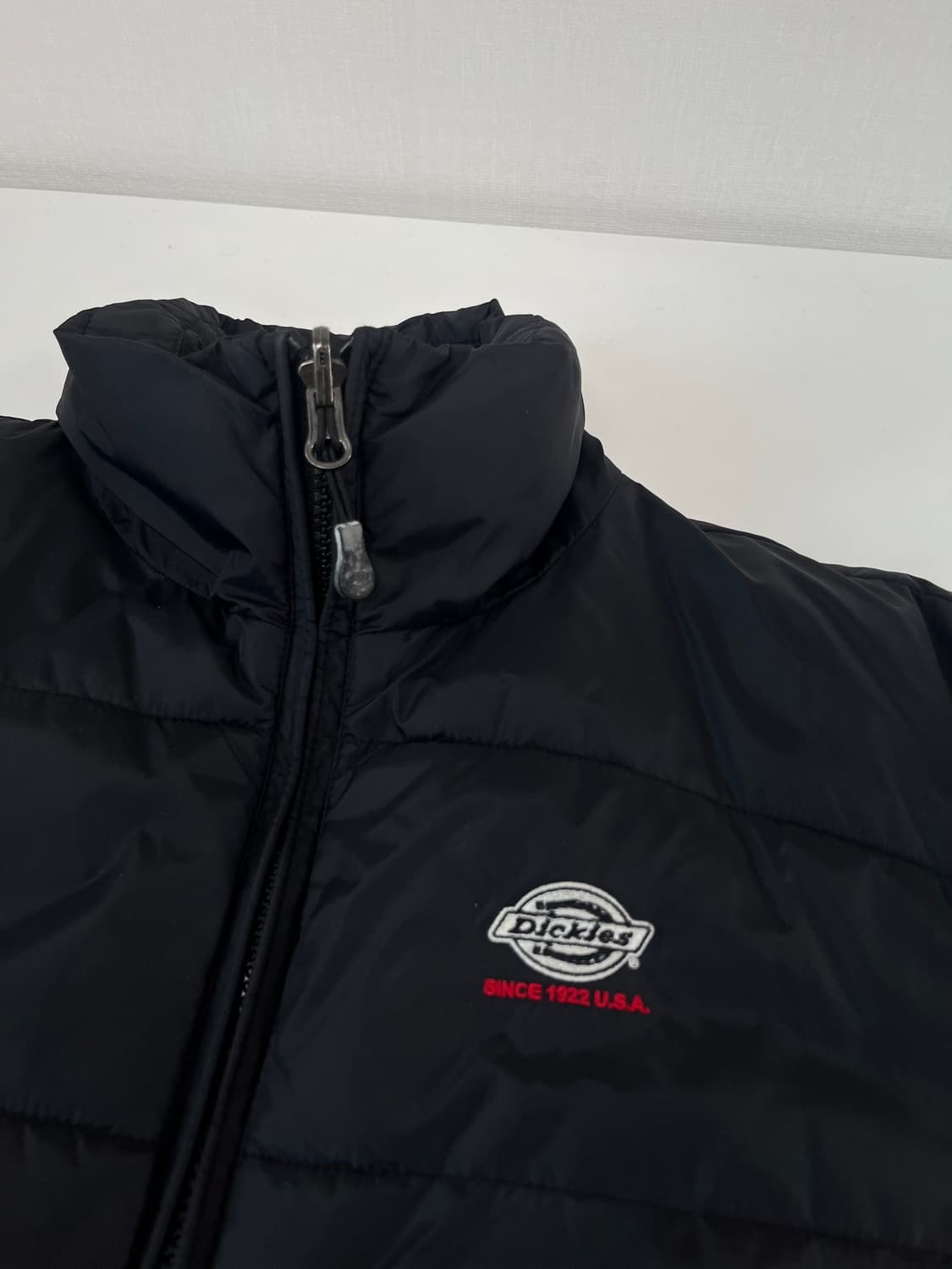 [s] 디키즈 베이직 USA 레드 로고 경량 패딩 상품이미지3