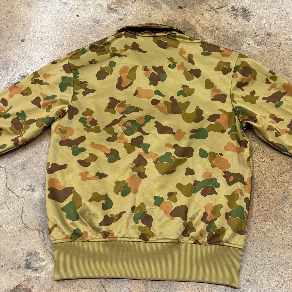 아디다스 카모 밀리터리 져지 트랙탑 85 상품이미지4