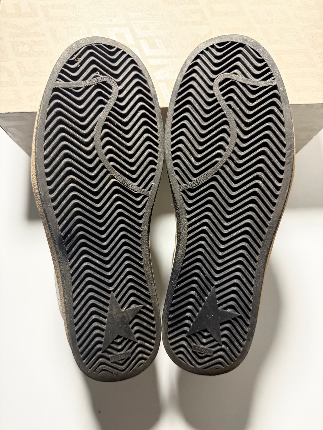 38사이즈, 250 골든구스 볼스타 화이트 글리터 스니커즈 상품이미지10