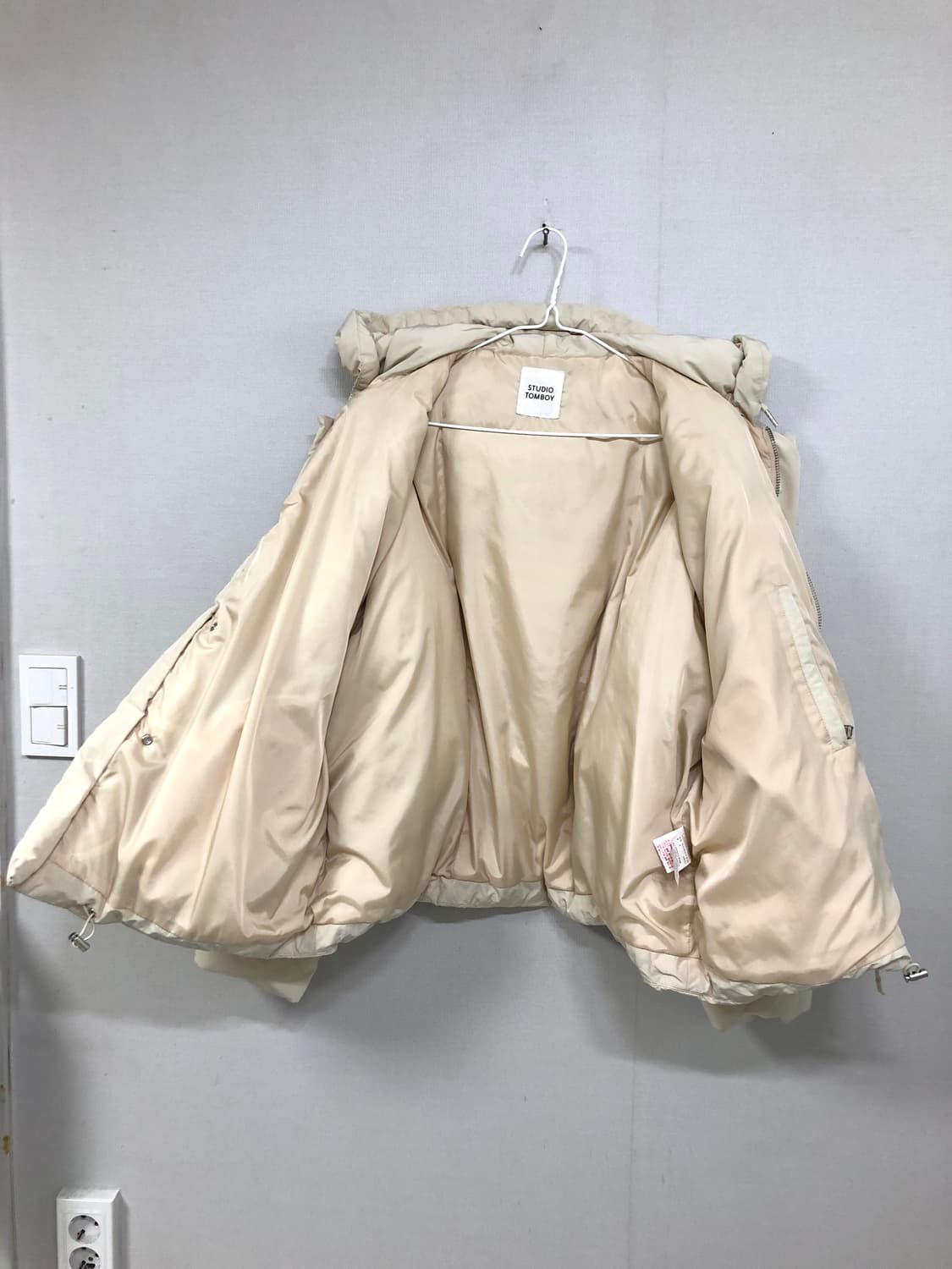 스튜디오톰보이 오버핏 덕다운 후디 푸퍼 솟패딩 _ 바닐라 상품이미지6