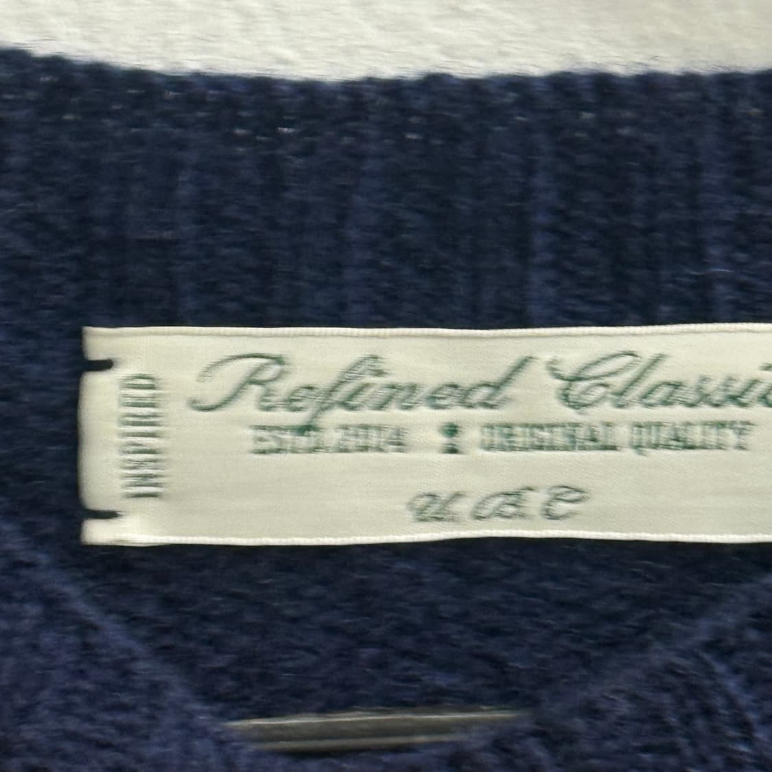 얼바닉30 urbanic30 클래식 라운드 네이비 니트 os 상품이미지2