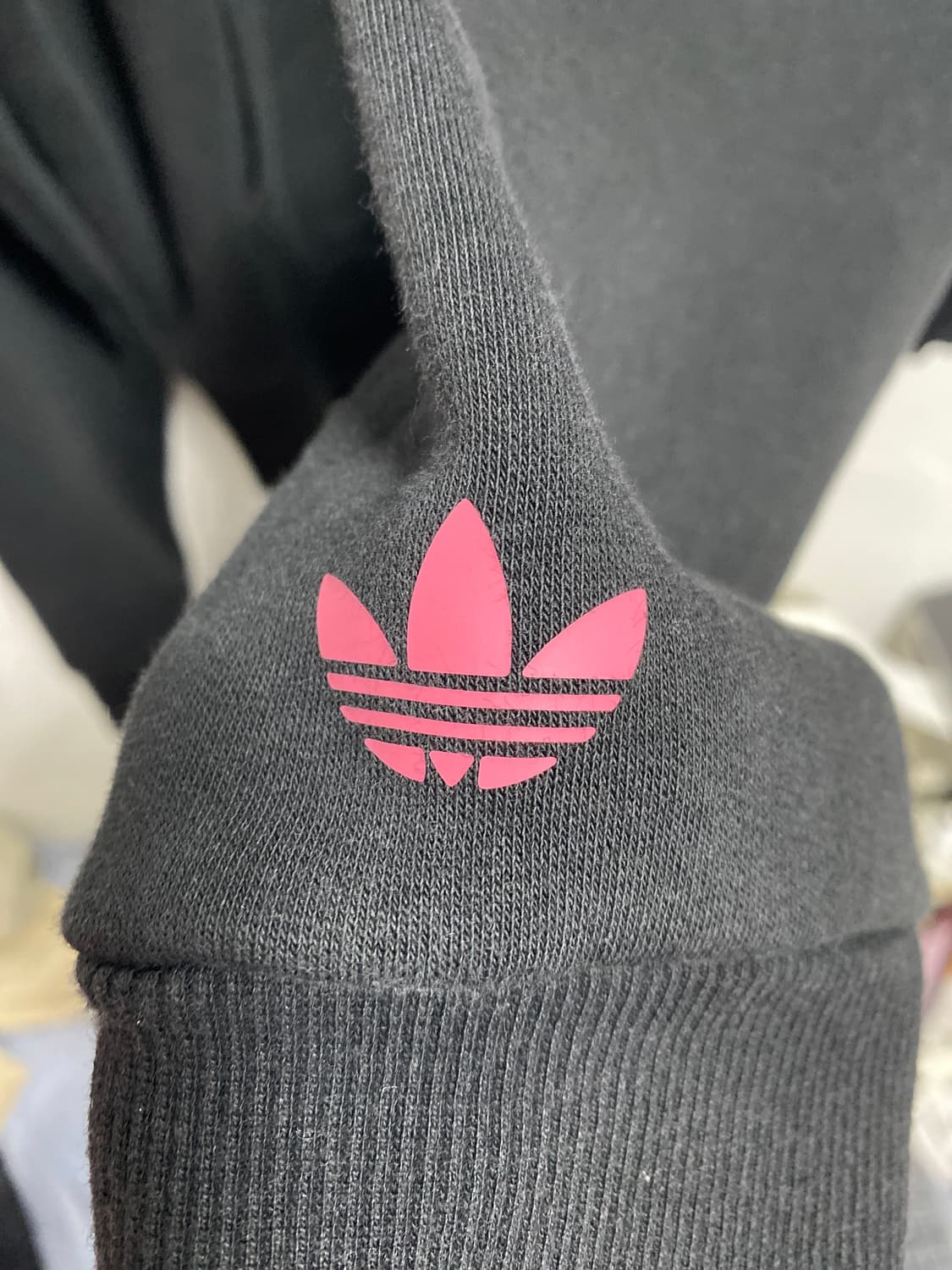 아디다스 X 마크곤잘레스 콜라보 후드티 상품이미지2
