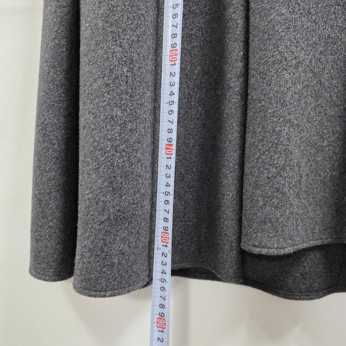 1136 랑방컬렉션 울 캐시미어 스커트 55~66 / 차콜 / 22년 상품이미지4