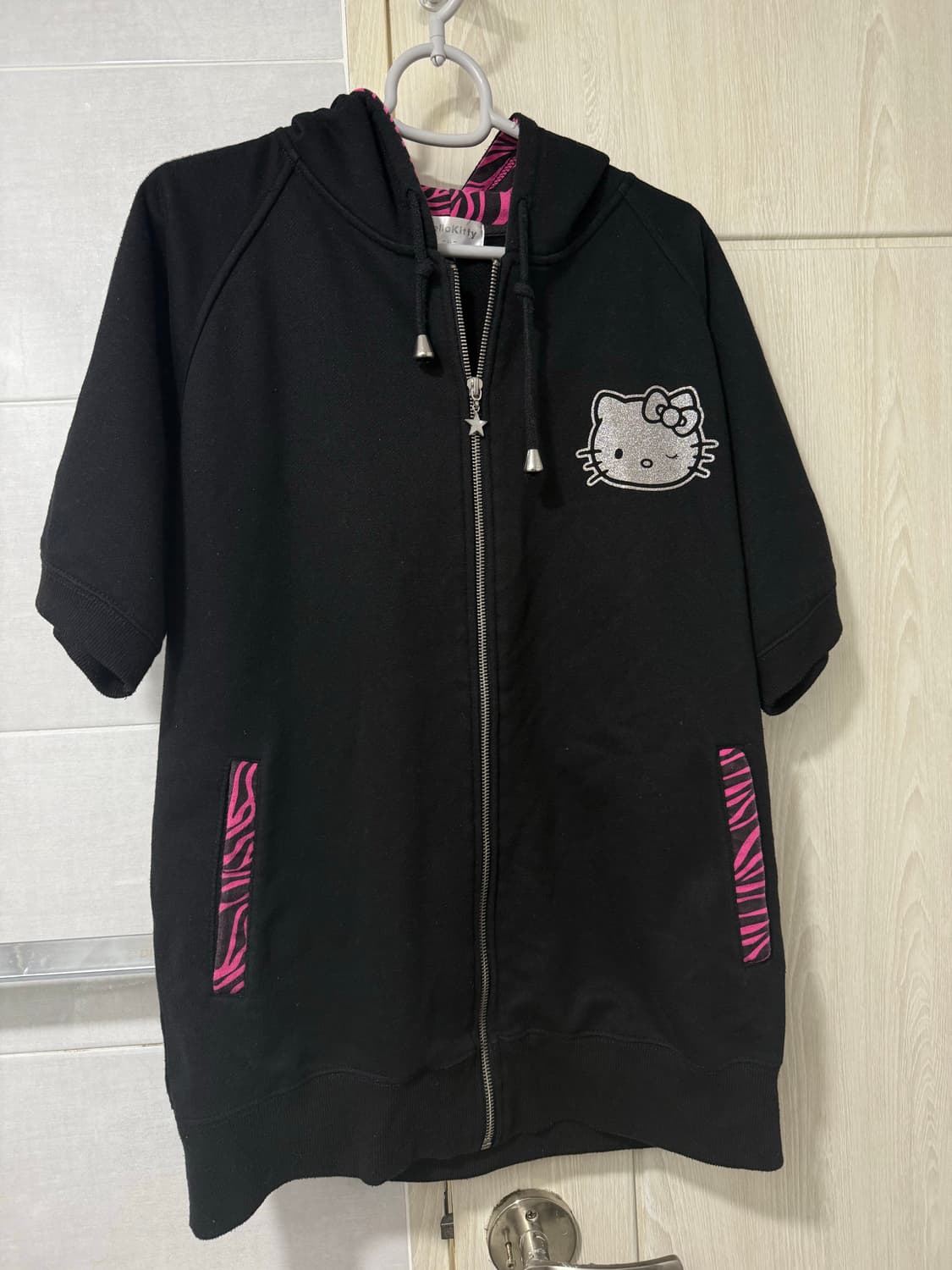 헬로키티 핑크 레오파드 반팔 후드집업 / 빅사이즈 상품이미지2
