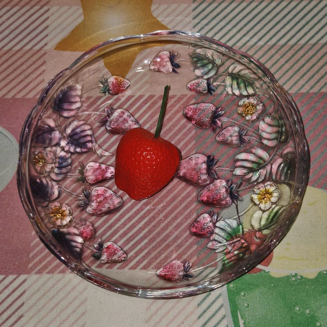 80s 소가 컬러 딸기밭 러플 유리 접시 1p 상품이미지6