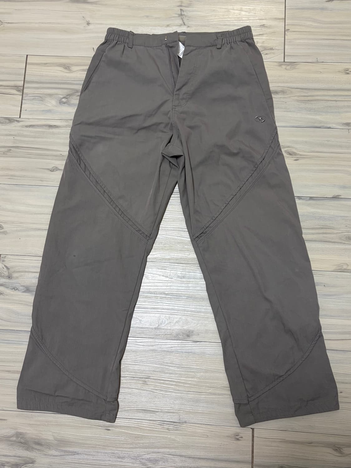 산산기어 테이프드 팬츠 머드 카키 - 23SS 상품이미지1