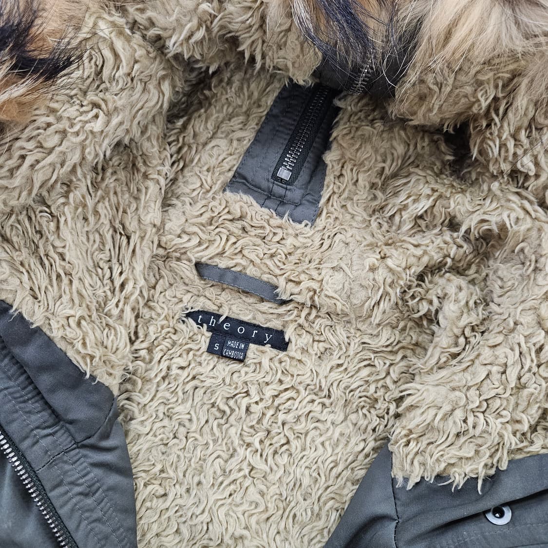 [S] 띠어리 덕다운 후드 퍼 롱패딩 자켓 1106JM2 상품이미지3