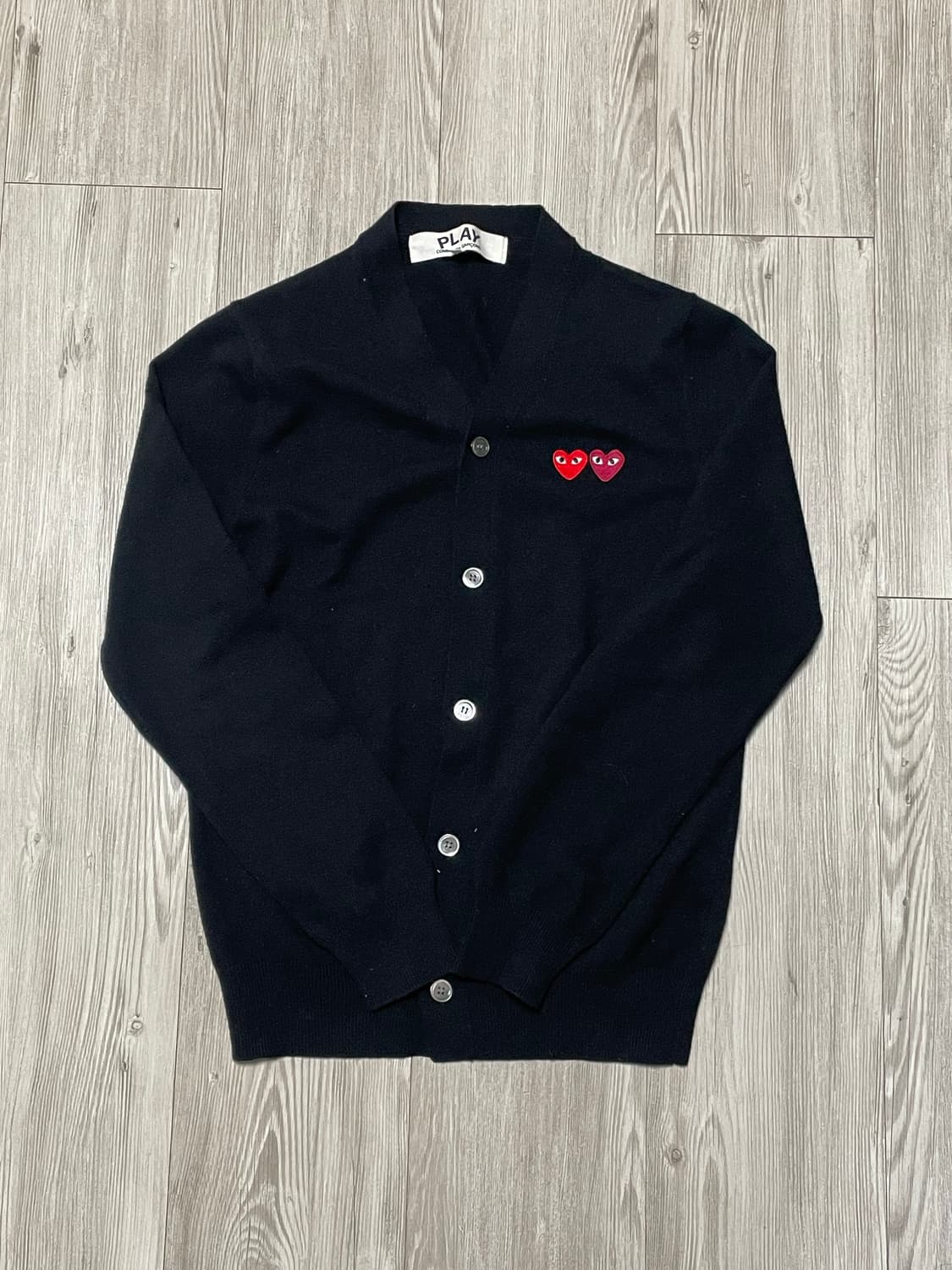 플레이 꼼데가르송 더블 하트 가디건 블랙 M 상품이미지2