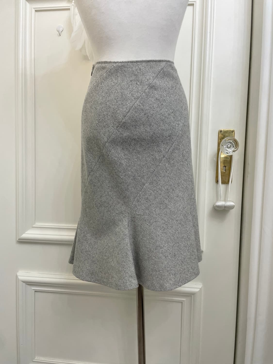 gray side line flare midi skirt(size-S) 상품이미지4