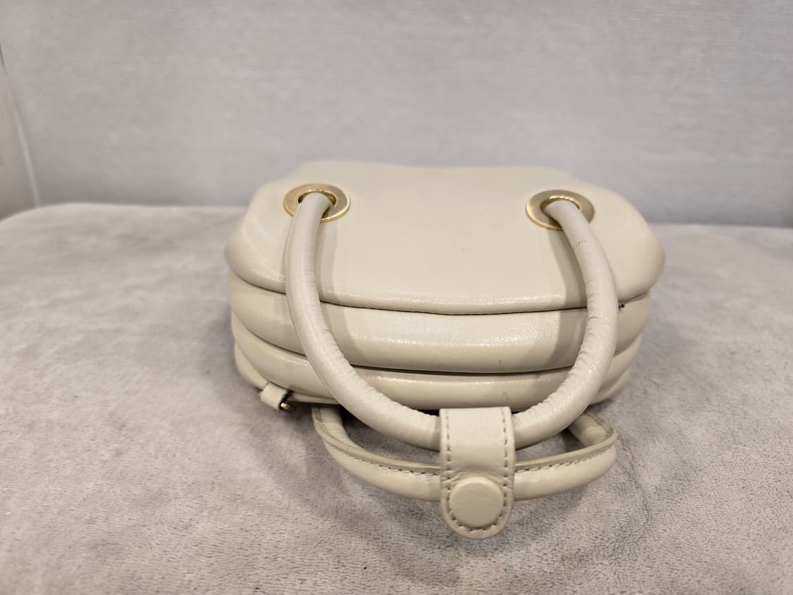 오소이 써클 브로트 미니 토트백 아이보리 상품이미지5