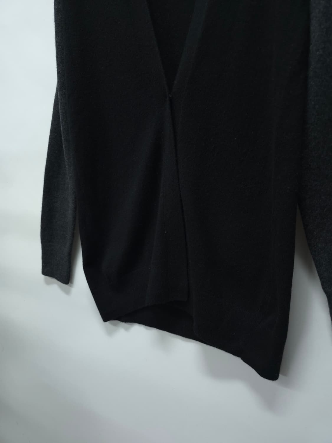 유니클로 캐시미어100% 투톤 브이가디건 (66~66반) 상품이미지5