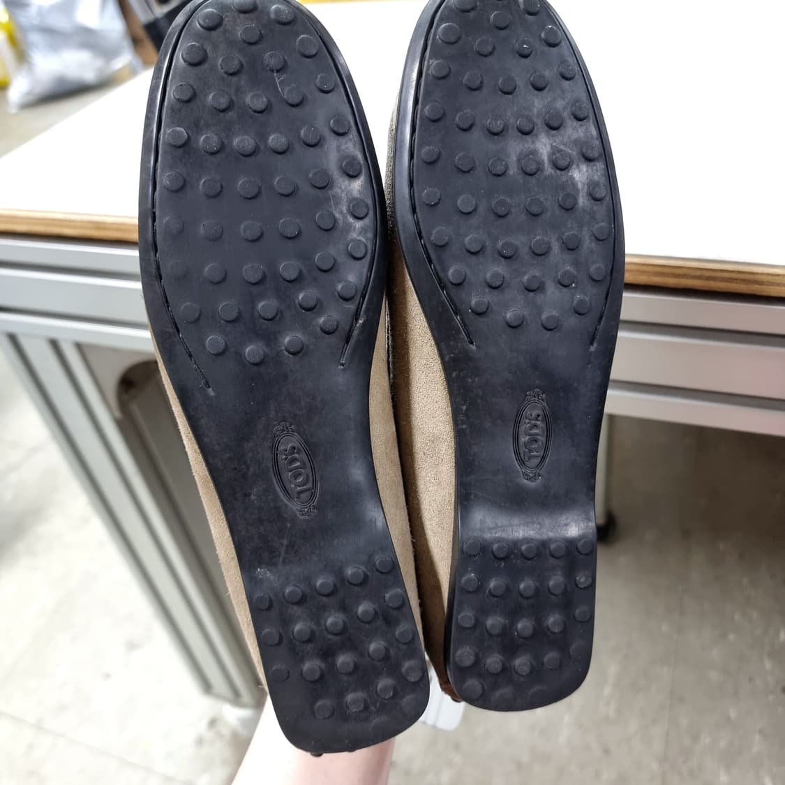 토즈 Tod's 스웨이드 로퍼 드라이빙 슈즈 구두 슈즈 (230/36) 상품이미지5