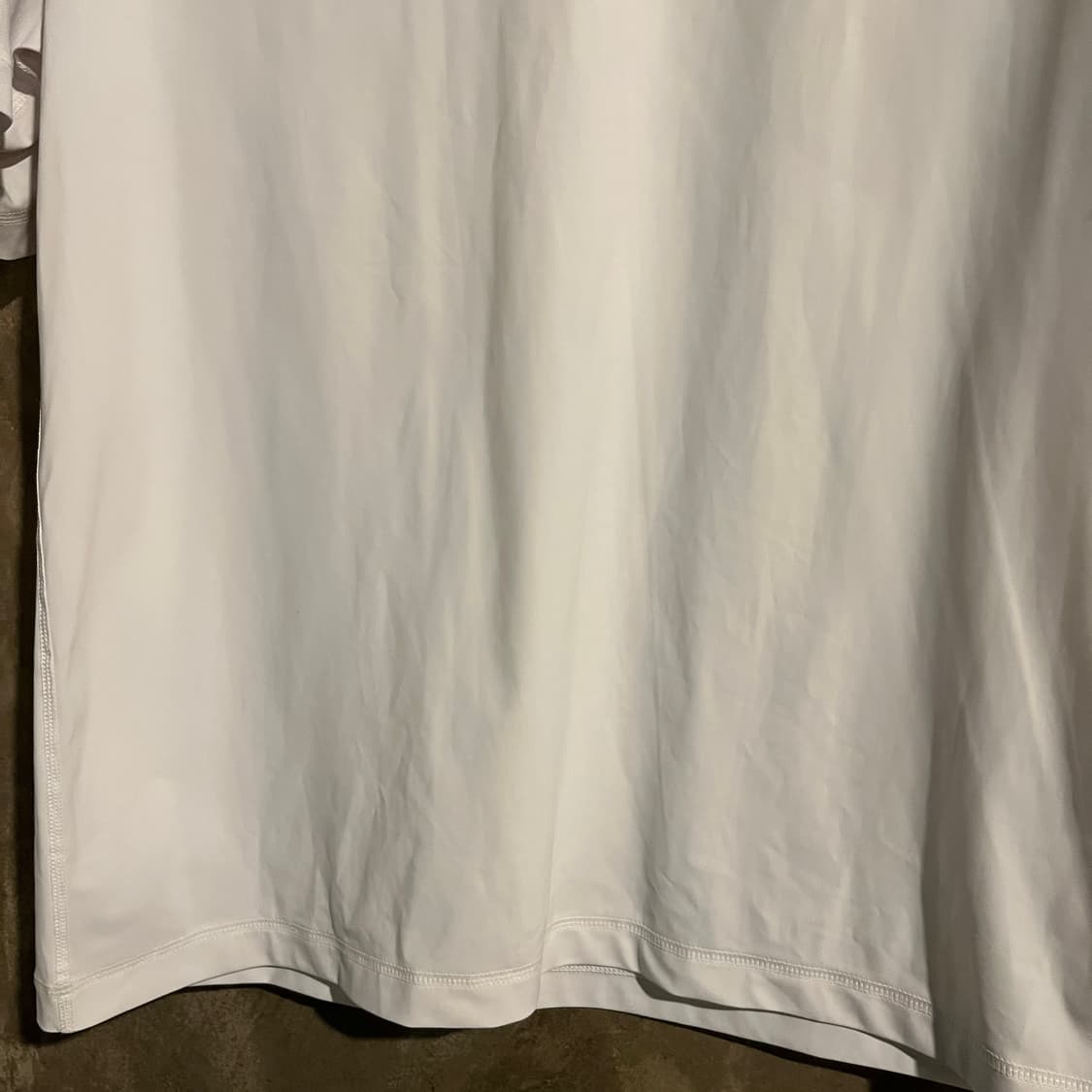 디스커버리 라운드 반팔티 상품이미지3