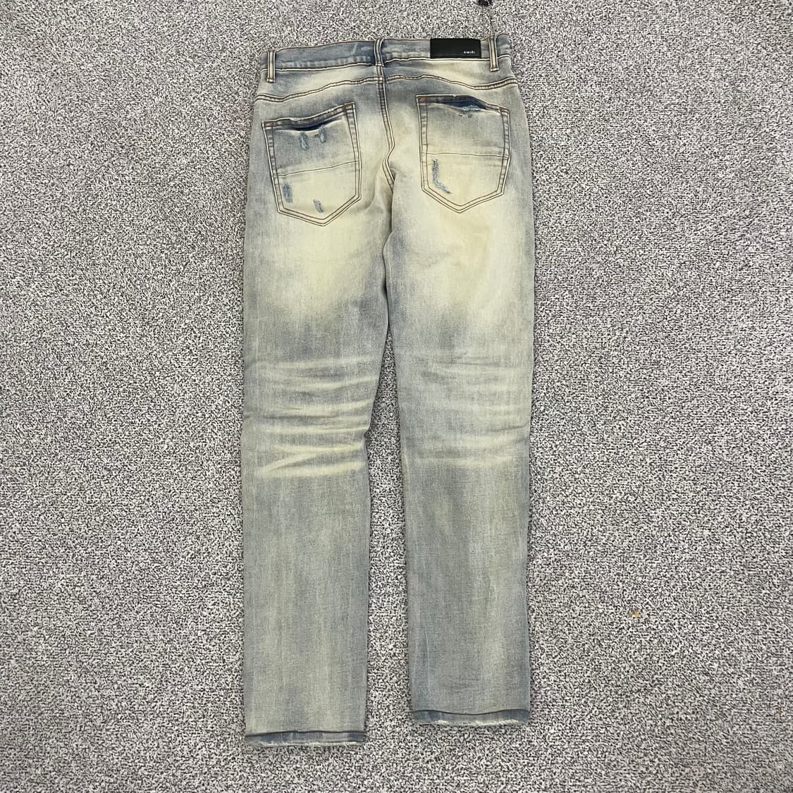 아미리 블루워싱 앤 래드패치 데님팬츠 0105HS1  상품이미지3