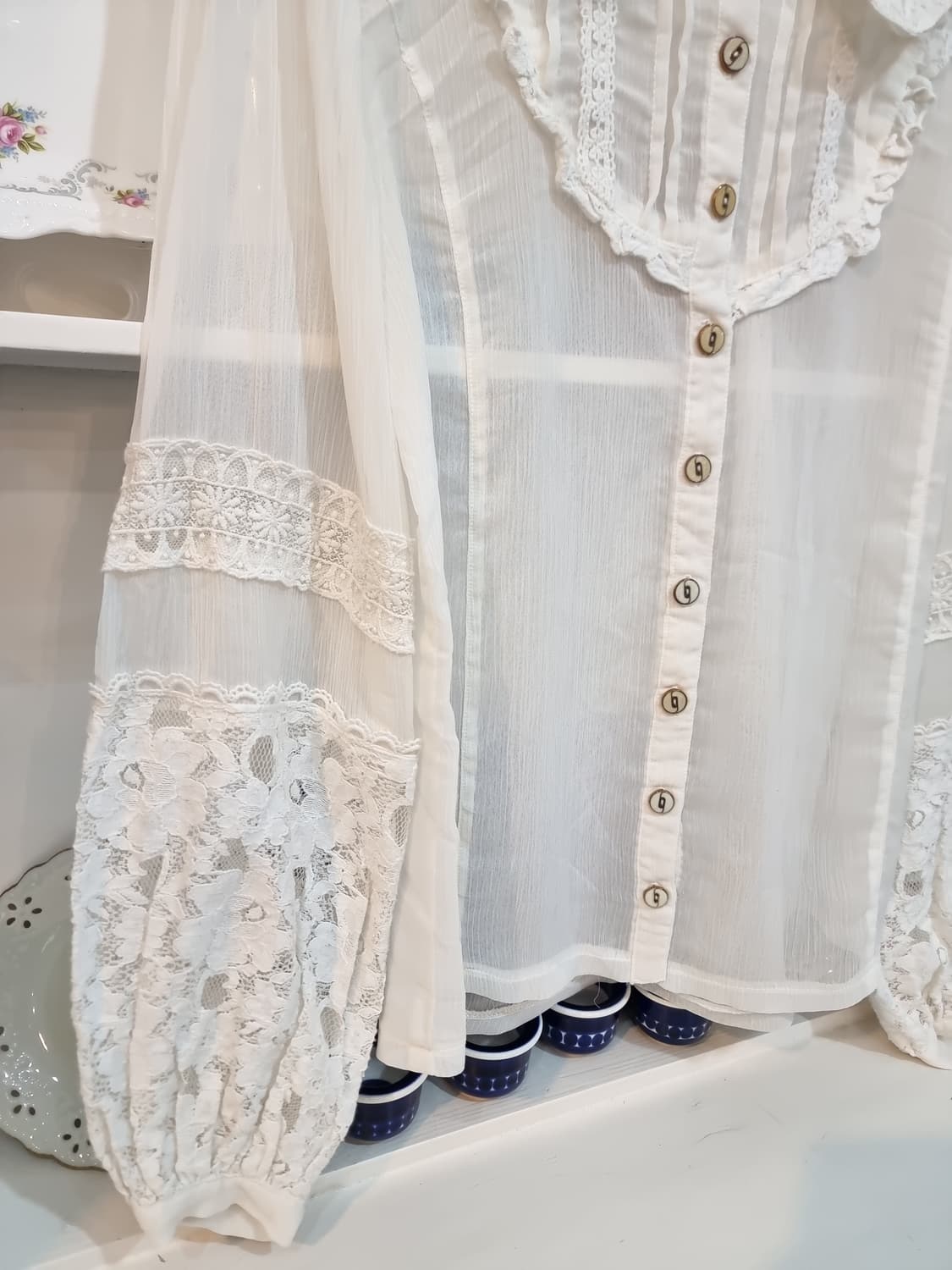 리즈리사(Liz Lisa) 시스루 레이스 빅카라 블라우스 상품이미지3