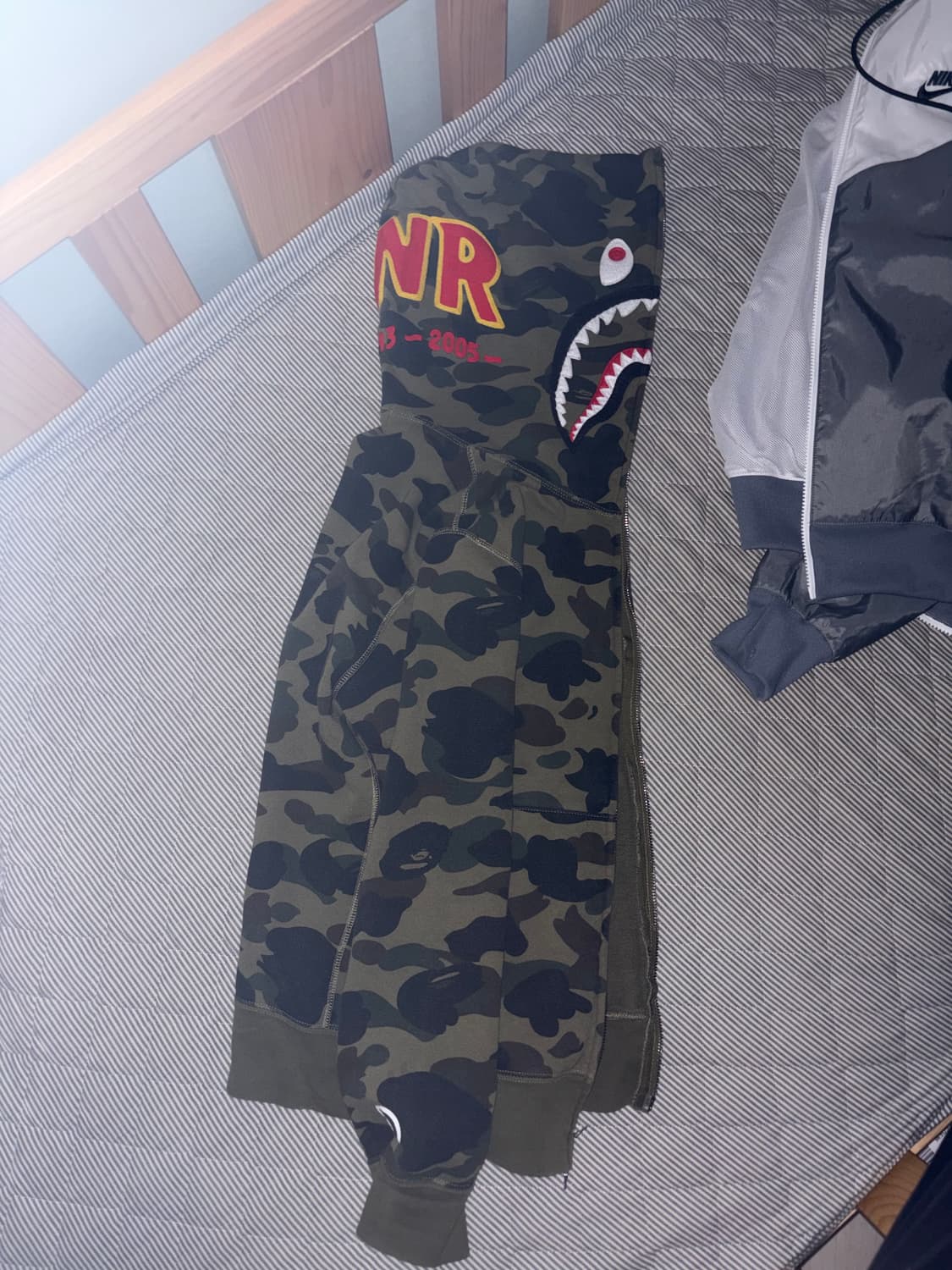 ❗️정품❗️베이프 샤크후드 녹계 M 상품이미지1