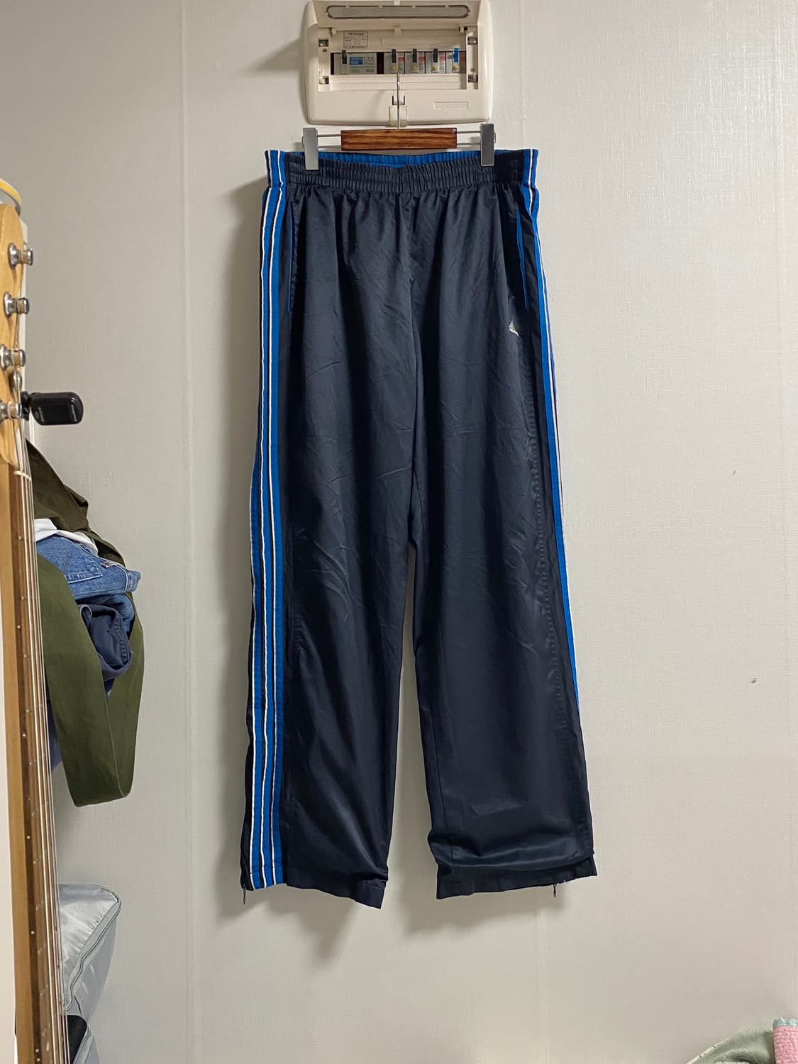 (36)90s 아디다스 올드스쿨 와이드핏 기모 트랙 팬츠 상품이미지1