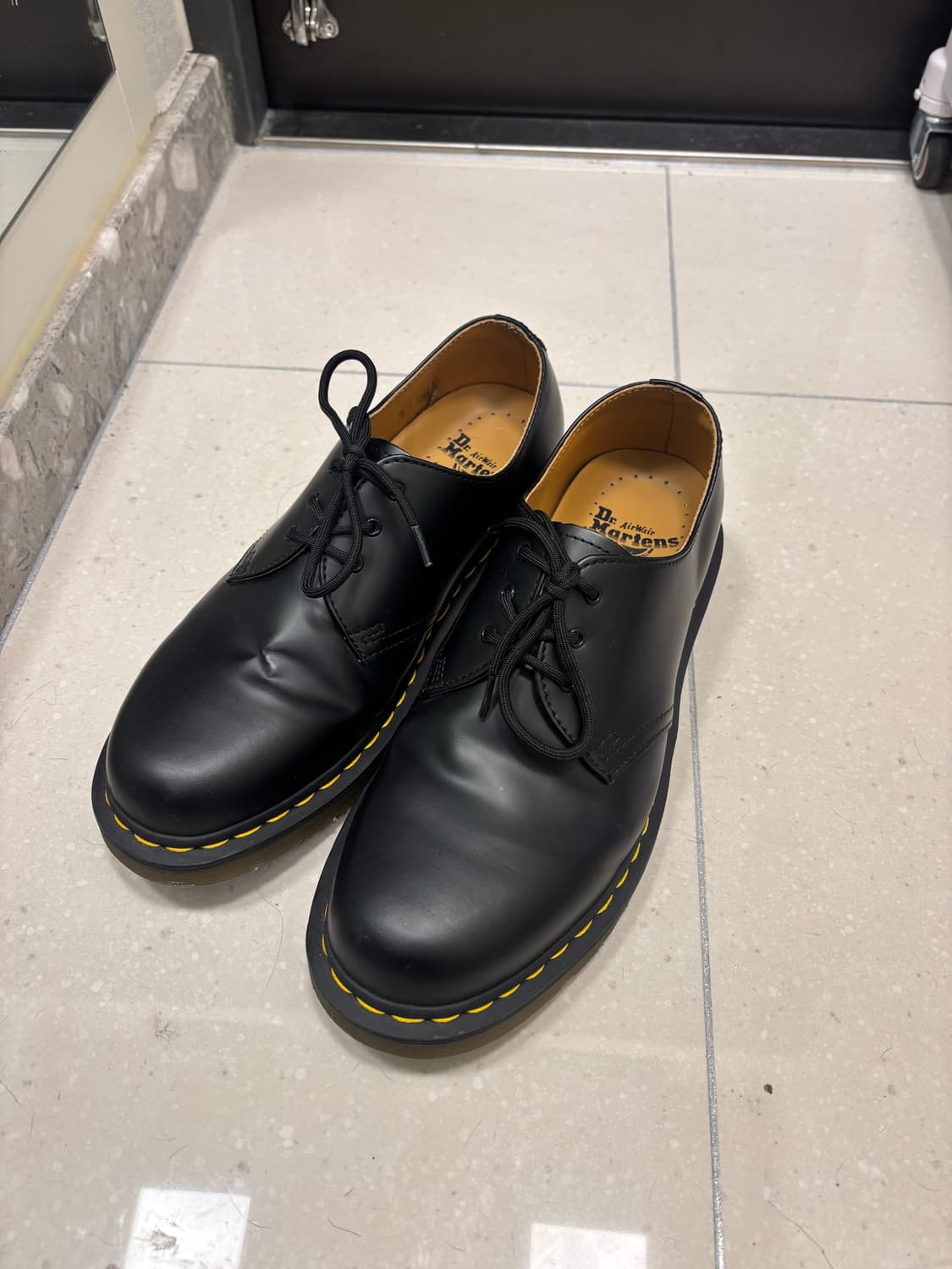 닥터마틴 1461 스무스 블랙 3홀 UK8 상품이미지2