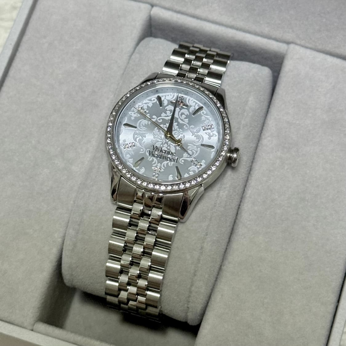 비비안웨스트우드 시계 리틀 월리스 실버 메탈 새상품 VV327LBLSL 상품이미지2