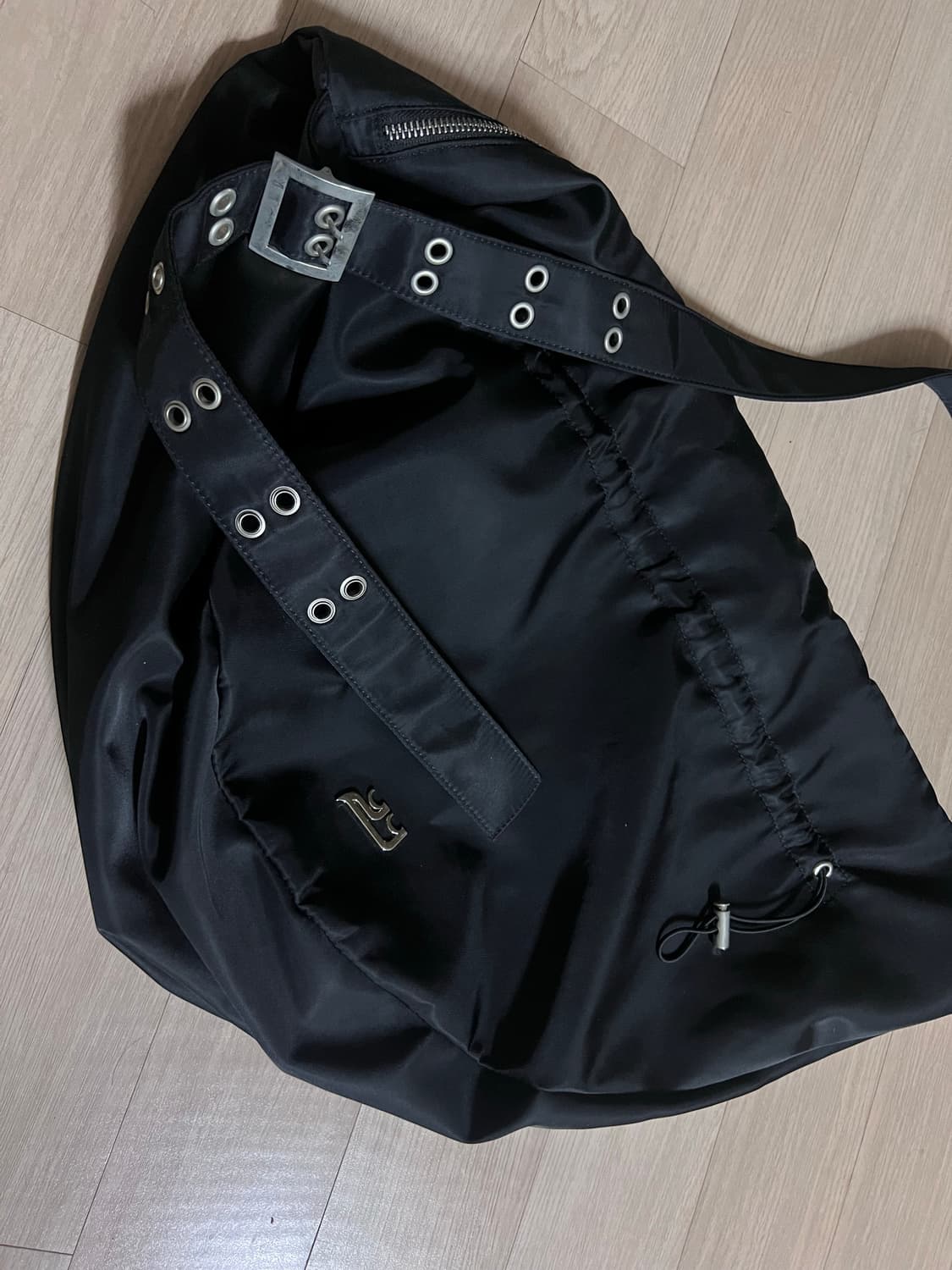 YIEYIE 아일렛 백 black 상품이미지2