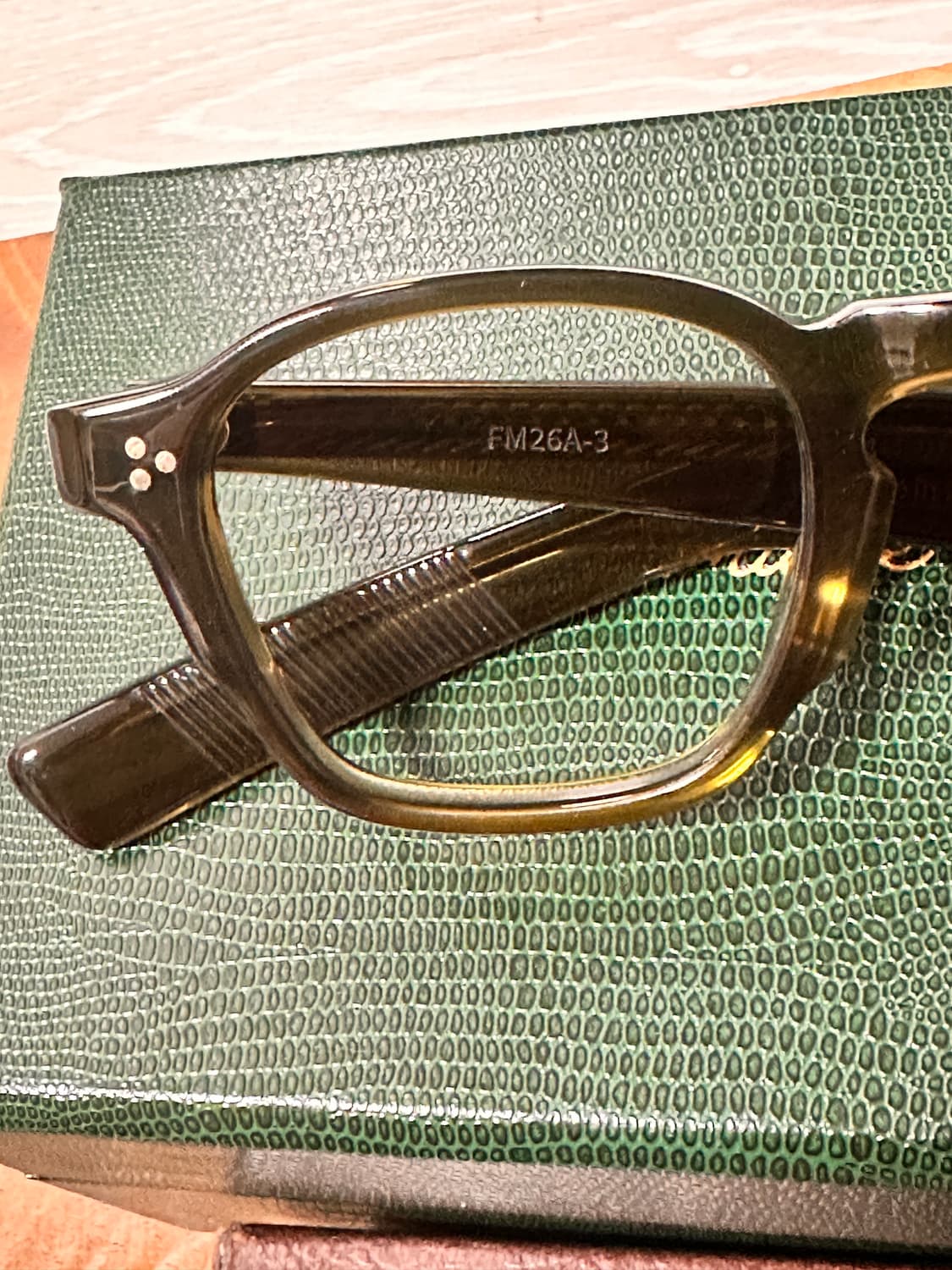 프레임 몬타나 FM26A 올리브컬러 안경 상품이미지2