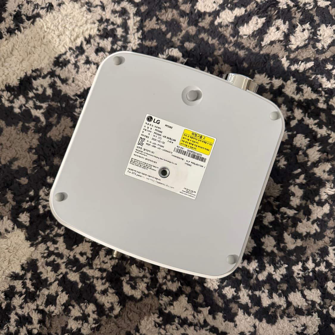 빔 프로젝터 LG PF50KS 본체 + 충전기 상품이미지3