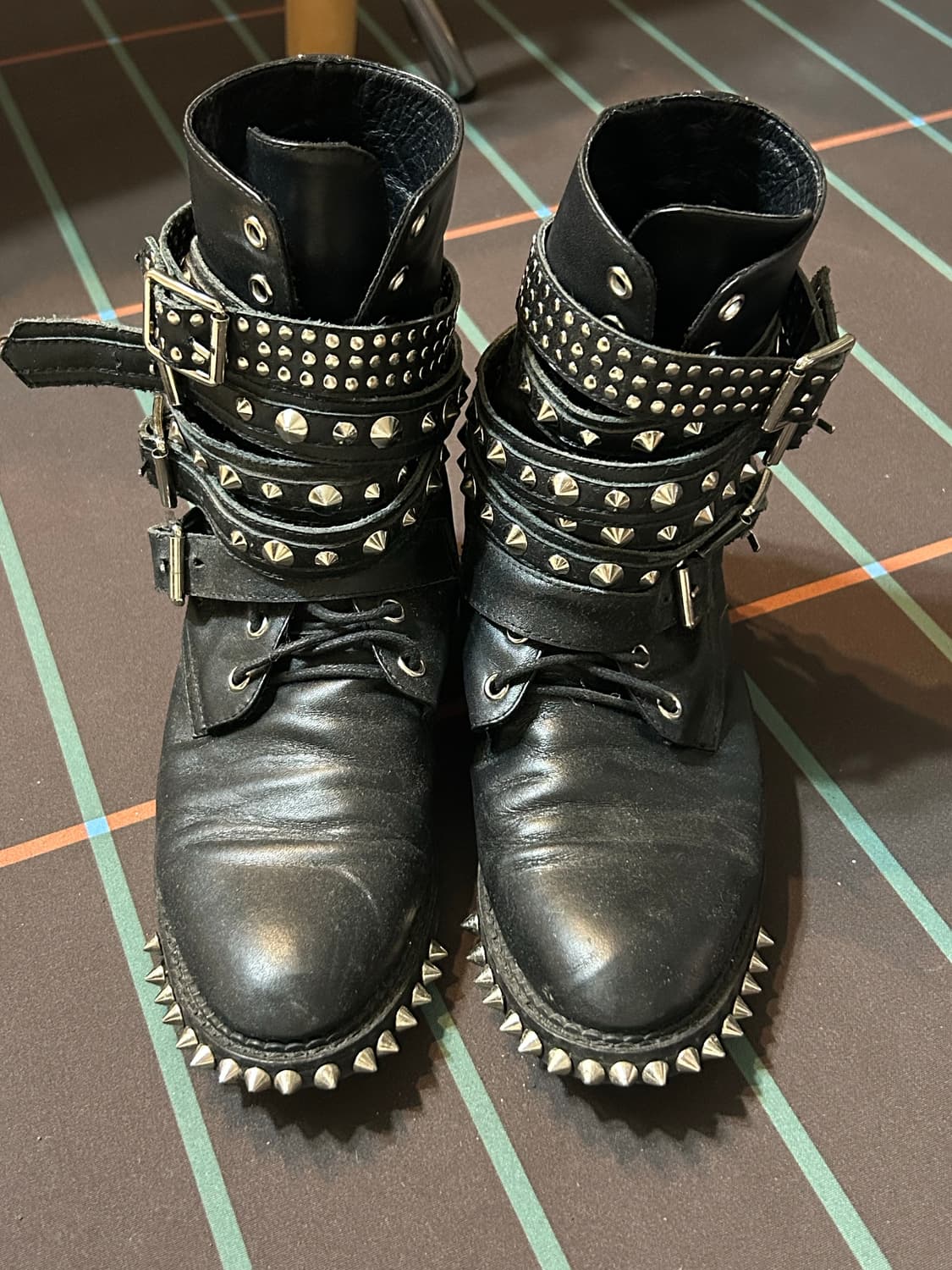 ysl 생로랑 스터드 버클 부츠 37 상품이미지2