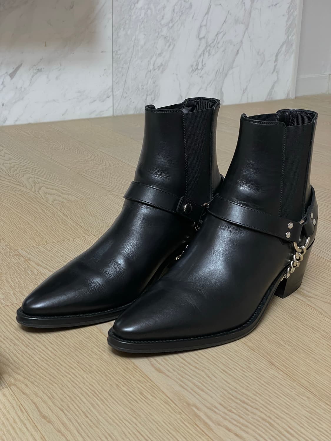 셀린느 카마르그 부츠 42사이즈 팝니다 상품이미지2