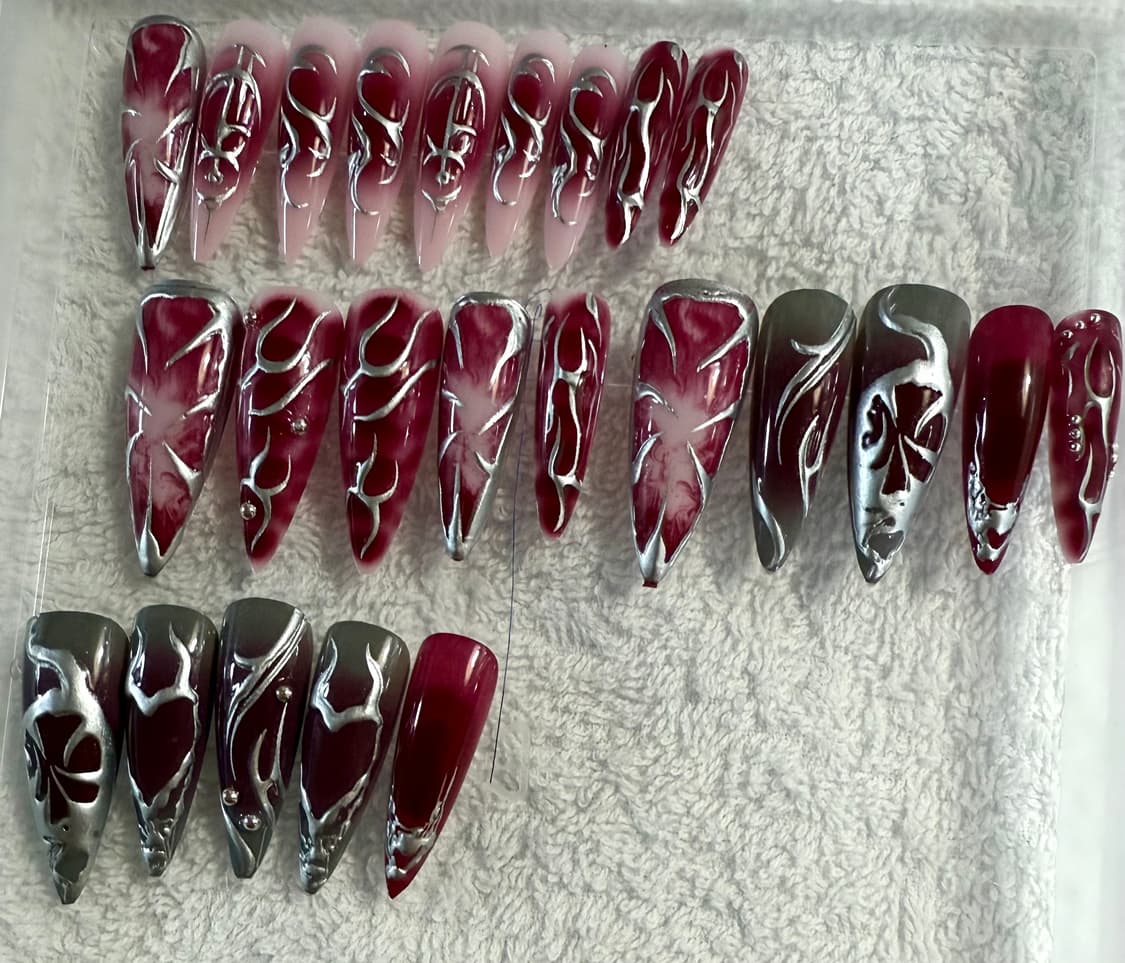 실버 레드와인 컬러 스틸레토 네일팁 3세트 상품이미지1