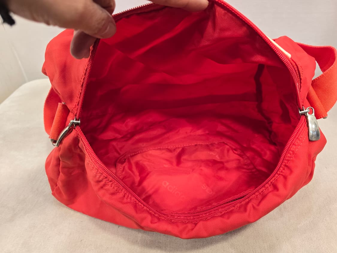 아디다스 올드스쿨 체코 CZECH 크로스백 더플백 상품이미지8