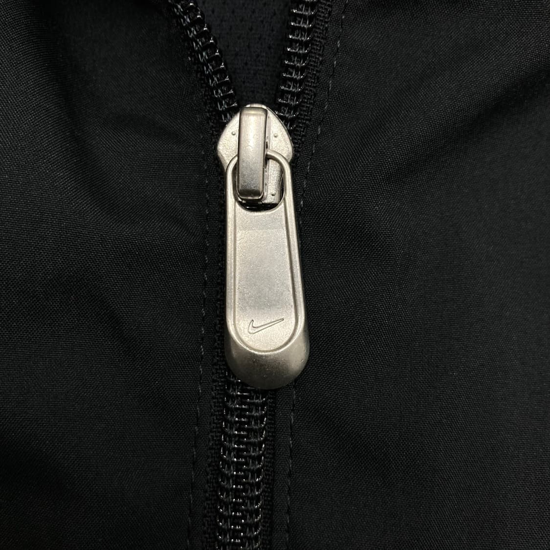 Nike 00,s 나이키 자수 스우시 블랙 라이닝 윈드 상품이미지3