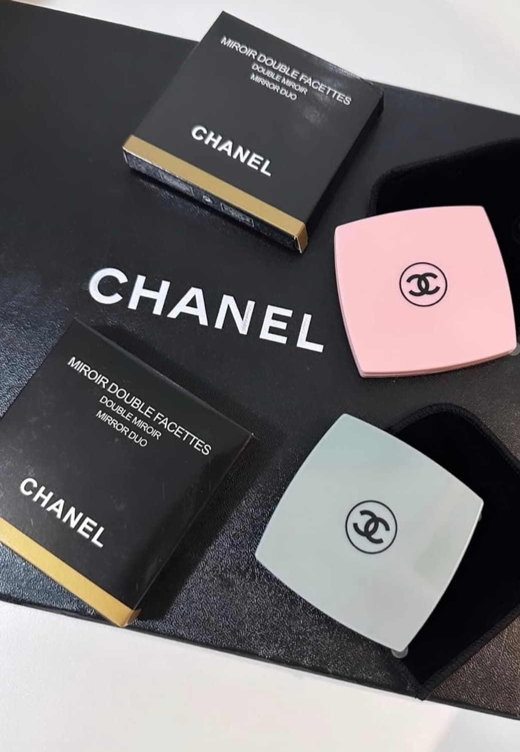 샤넬거울 새상품 정품 핑크 거울 상품이미지1
