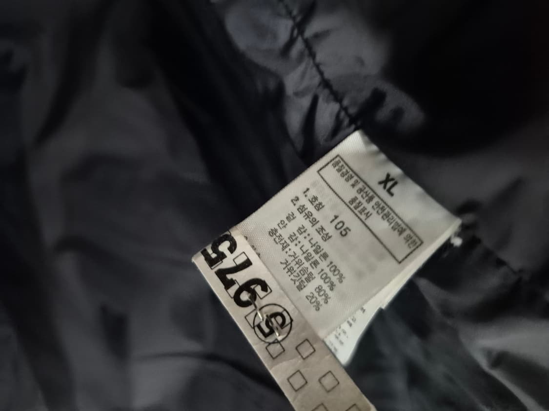 노스페이스 정품 어코드 자켓 구스패딩 105사이즈 팝니다 상품이미지2