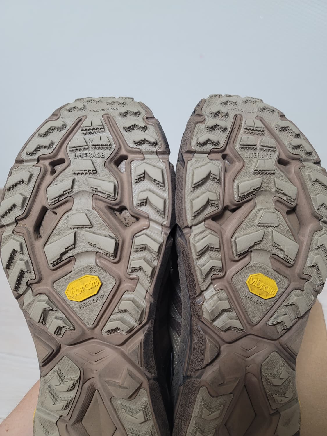 [270] 호카x새티스파이 마파테 스피드4 라이트러버 상품이미지7