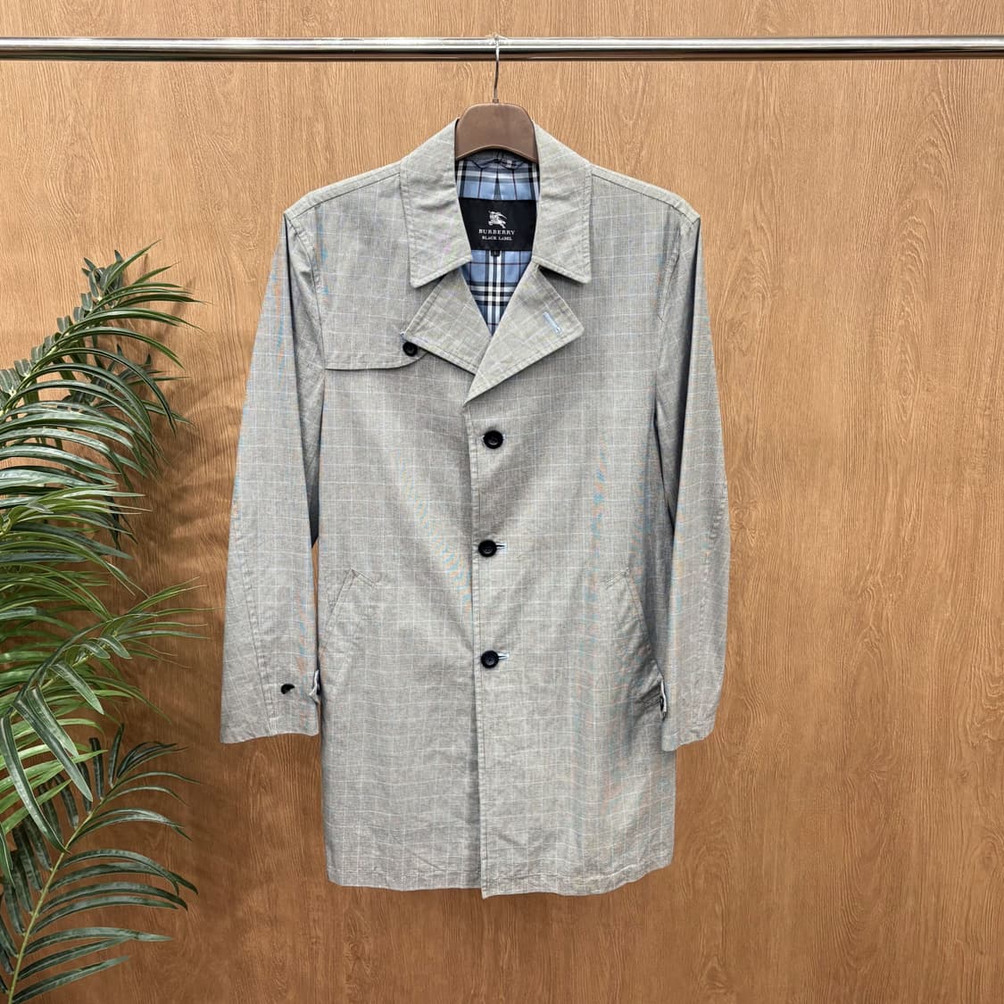 버버리 블랙 라벨 트렌치 코트 테일러드 카라 사선 포켓 디테일 그레이 상품이미지1