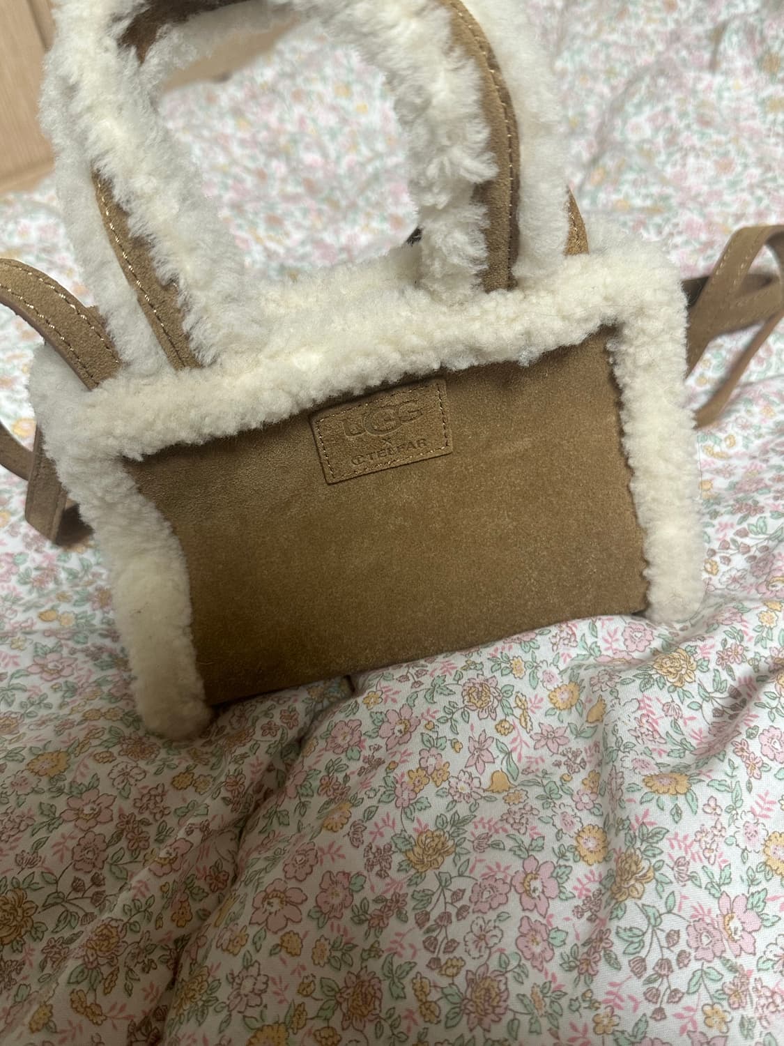 텔파 어그 스몰 크로스백 체스트넛 상품이미지3