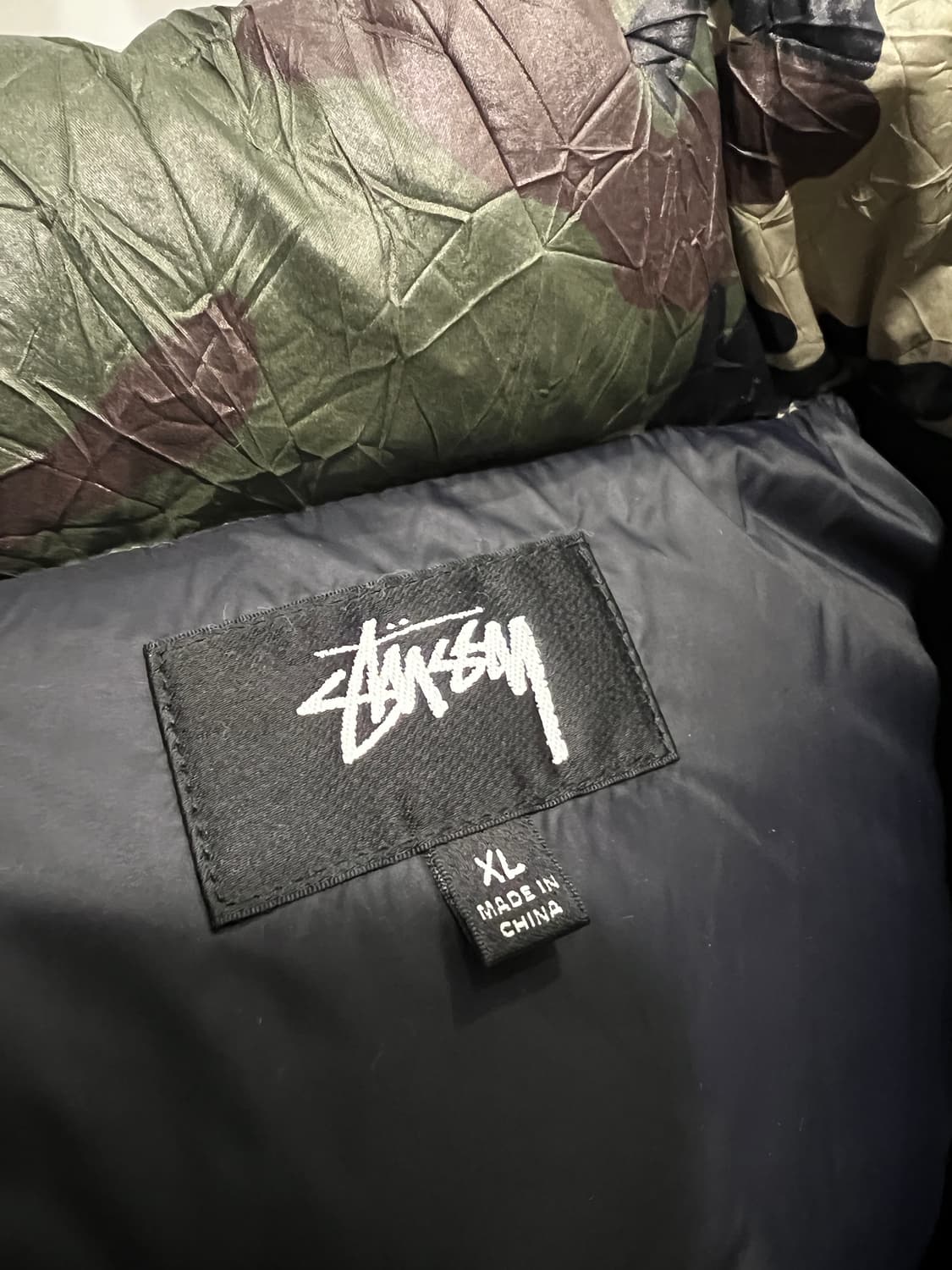 스투시 링클 나일론 다운 푸퍼 XL 우드랜드카모 상품이미지3