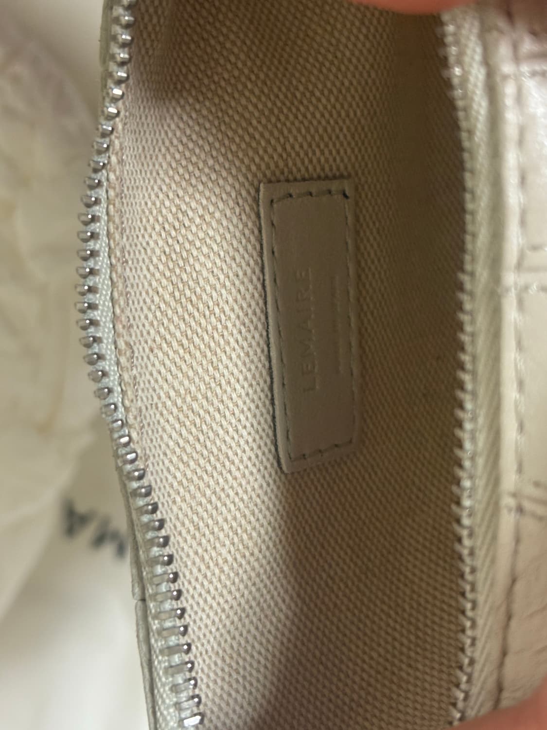 르메르 코인펄스 라이트 펠리칸 판매합니다 상품이미지10