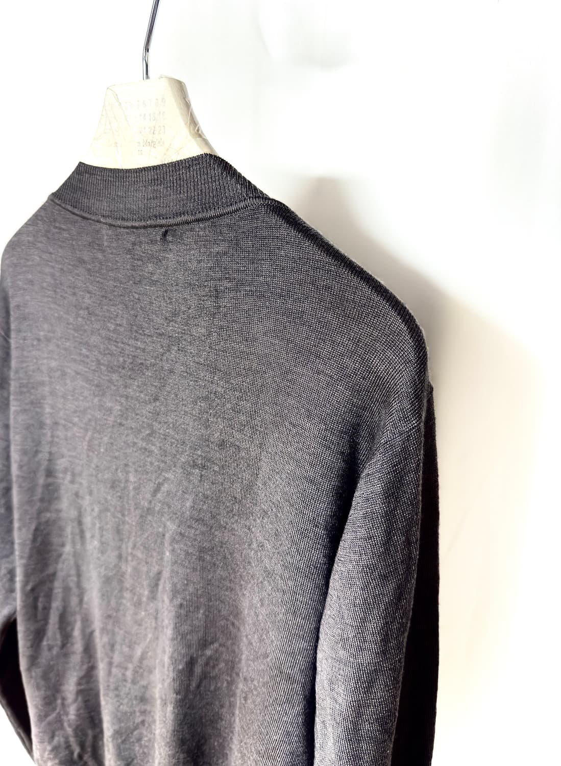 빅터앤롤프 2레이어 울혼방 가디건  상품이미지7