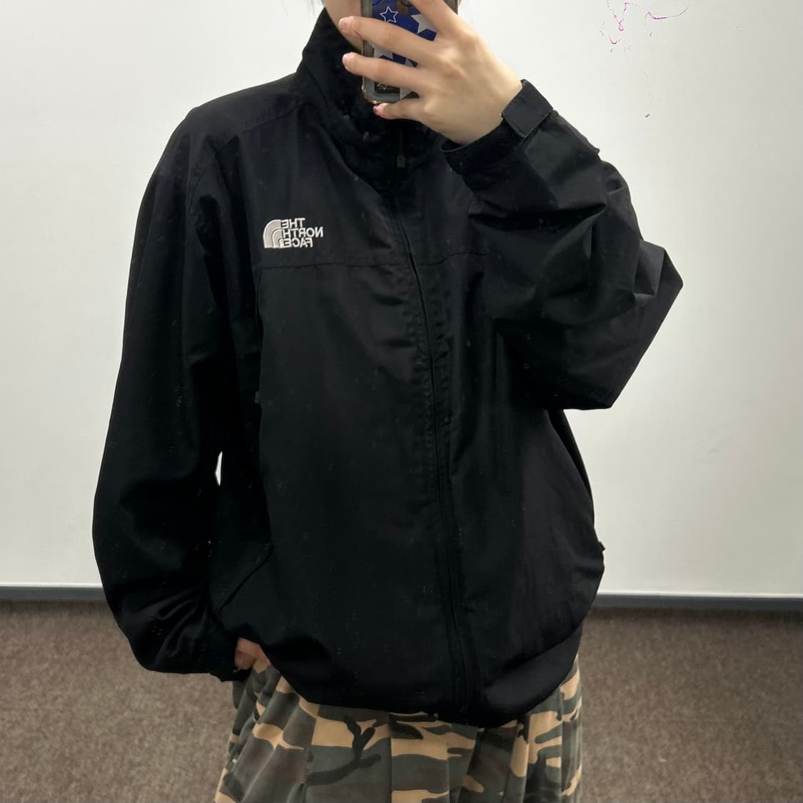 The north face 노스페이스 밑단 스트링 블랙 바람막이 상품이미지2