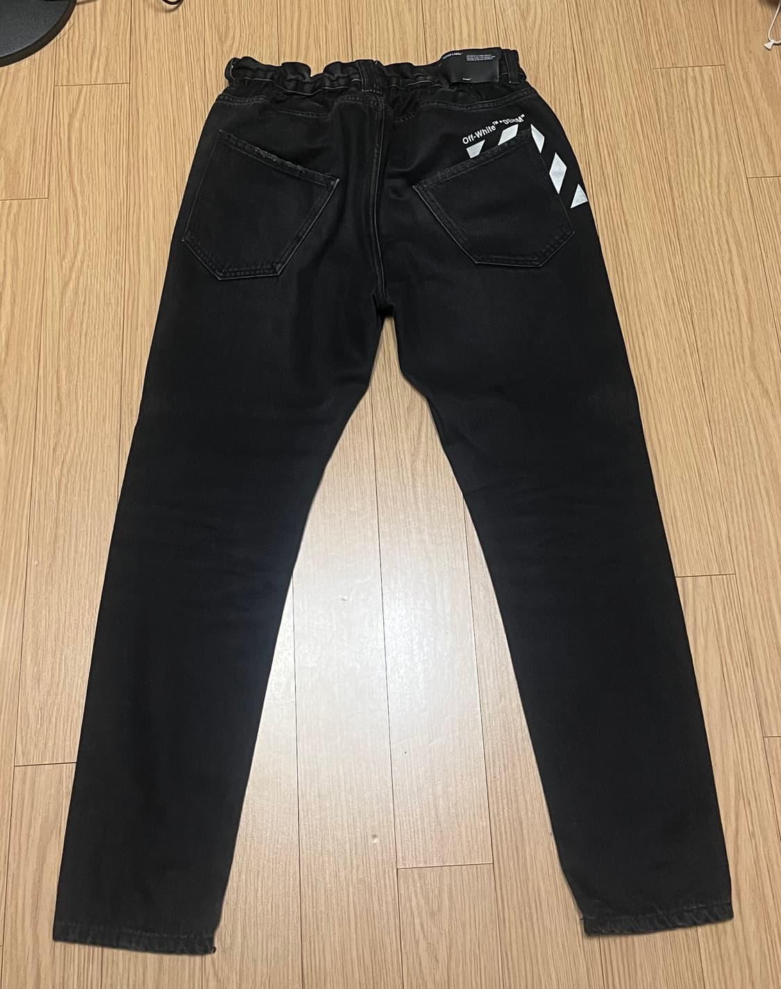 오프화이트 19ss 블랙진 판매 상품이미지2