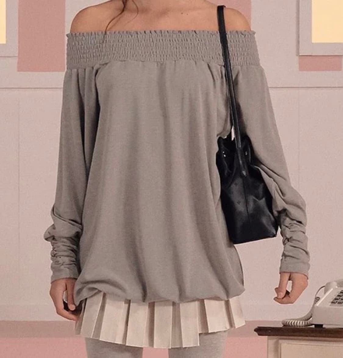 쓰리타임즈 벨셔링탑 그레이 판매해요 상품이미지1