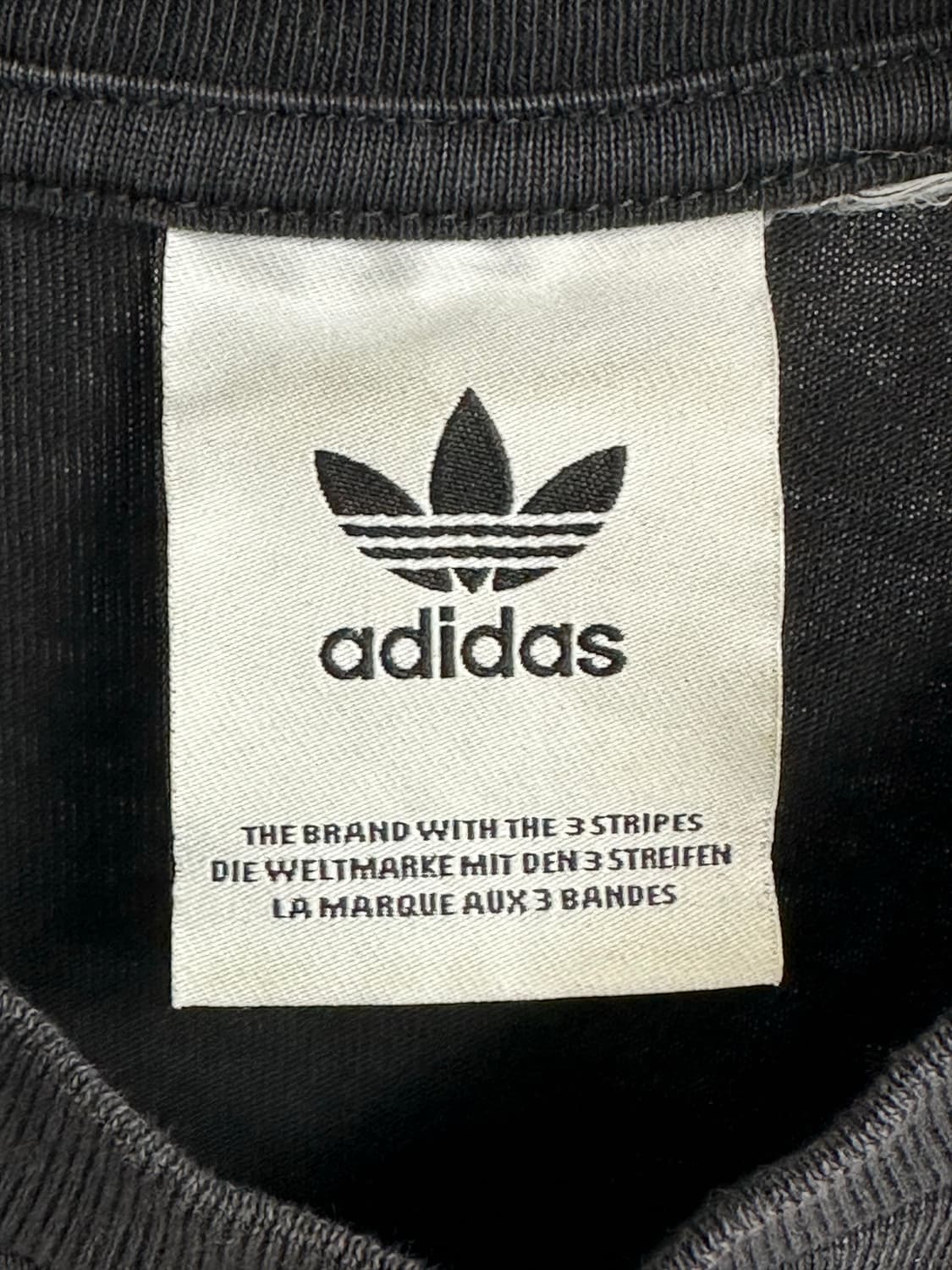 아디다스 오리지널스 트레포일 로고 반팔티 블랙 상품이미지3